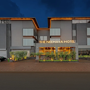 hotel neemaya